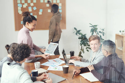The Role of Nicotine in Keeping You Sharp During Meetings